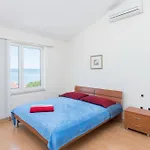 بيت ضيافة Studio Apartment Brela