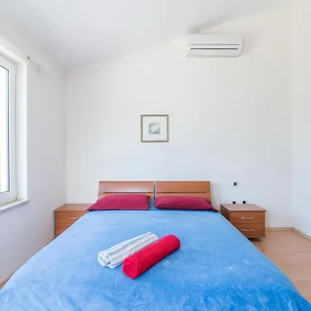 Studio Apartment Brela Maison d'hôtes Brela
