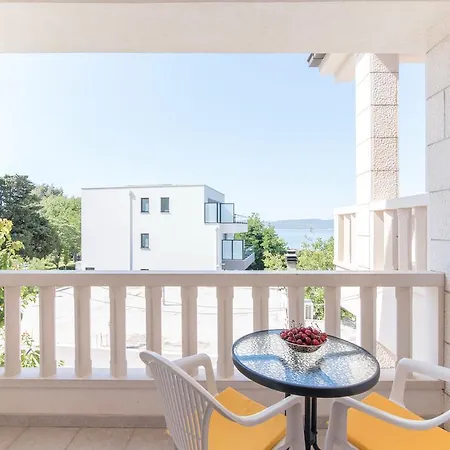 Studio Apartment Brela Maison d'hôtes 3*