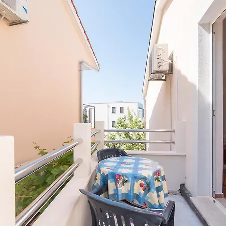 Studio Apartment Brela 3* Brela