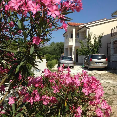 Studio Apartment Brela Gasthof