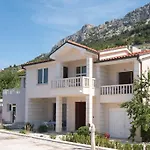 Studio Apartment Brela 3*