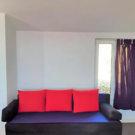 Studio Apartment Brela 3* Brela