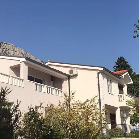 Pensión Studio Apartment Brela 3*