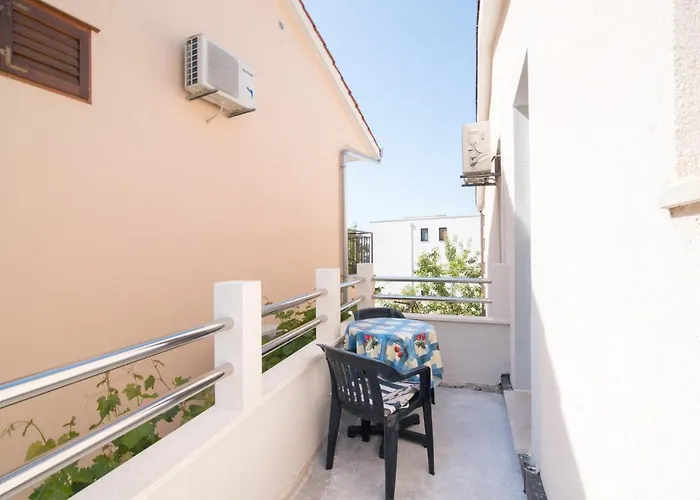 Studio Apartment Brela Affittacamere Brela