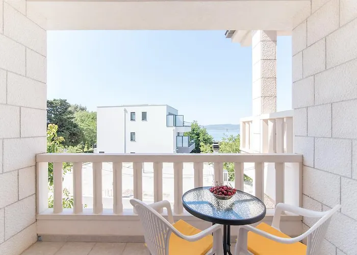 Studio Apartment Brela Affittacamere 3*